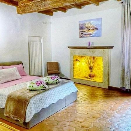 Appartement Casa Del Glicine-Monolocale Centro Storico Con Parcheggio Gratuito, E Self Check-In à Bagnoregio Extérieur photo