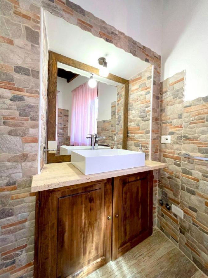 Appartement Casa Del Glicine-Monolocale Centro Storico Con Parcheggio Gratuito, E Self Check-In à Bagnoregio Extérieur photo
