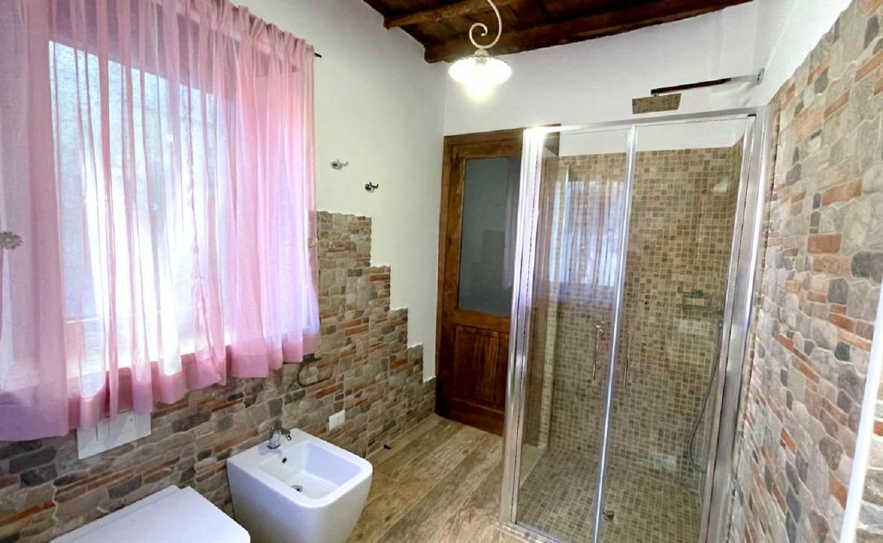 Appartement Casa Del Glicine-Monolocale Centro Storico Con Parcheggio Gratuito, E Self Check-In à Bagnoregio Extérieur photo