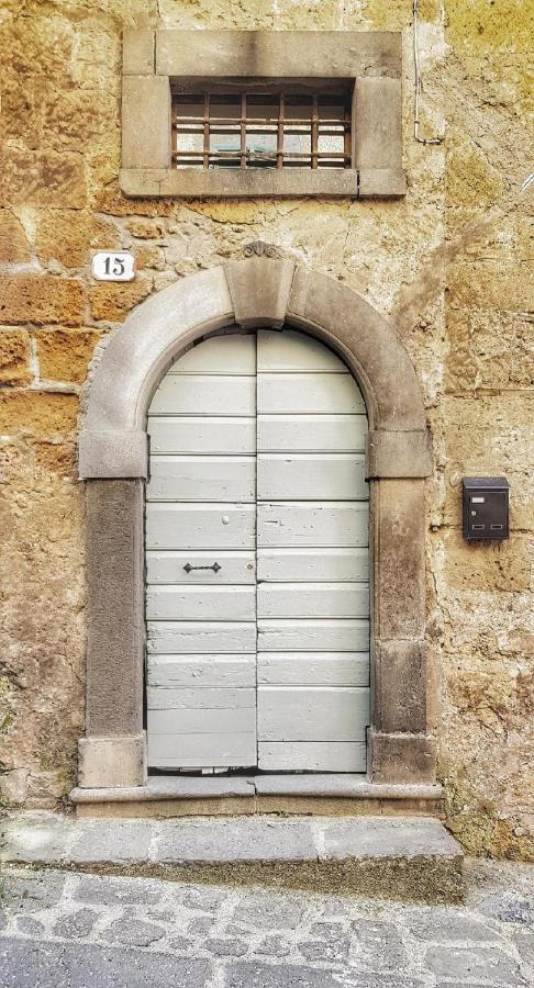Appartement Casa Del Glicine-Monolocale Centro Storico Con Parcheggio Gratuito, E Self Check-In à Bagnoregio Extérieur photo