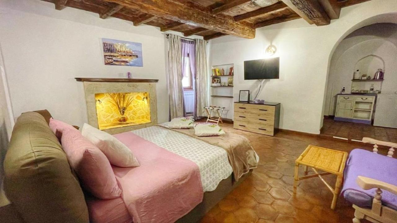 Appartement Casa Del Glicine-Monolocale Centro Storico Con Parcheggio Gratuito, E Self Check-In à Bagnoregio Extérieur photo