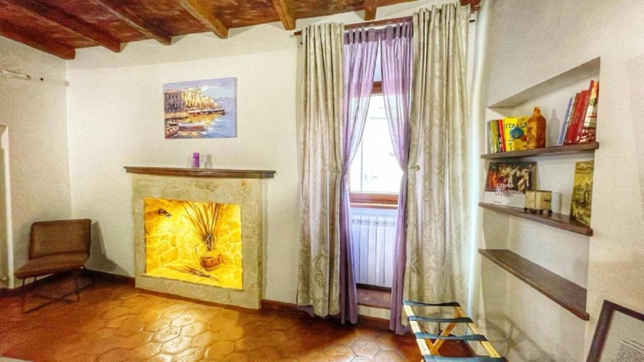 Appartement Casa Del Glicine-Monolocale Centro Storico Con Parcheggio Gratuito, E Self Check-In à Bagnoregio Extérieur photo